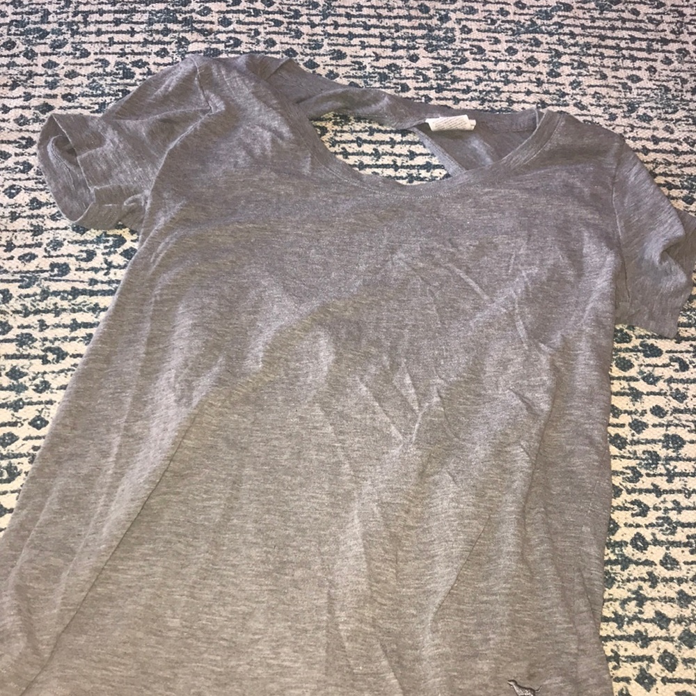 Pink gray back cutout T-shirt